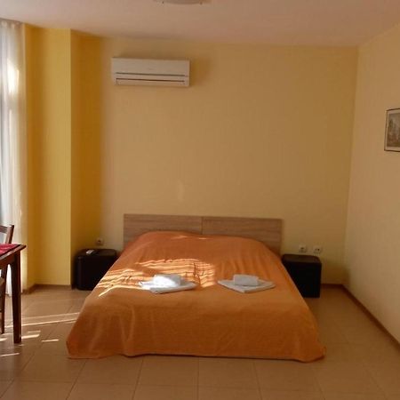 Apartament Fantasy Hisarya Esterno foto