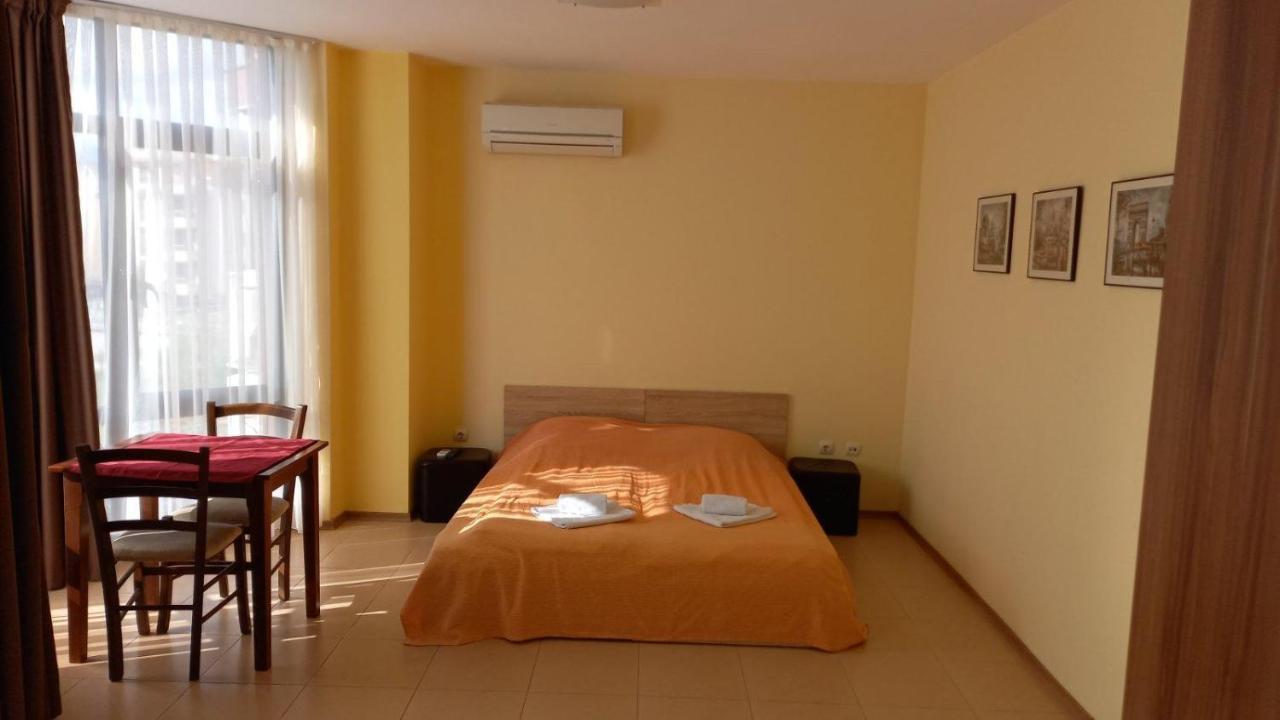 Apartament Fantasy Hisarya Esterno foto